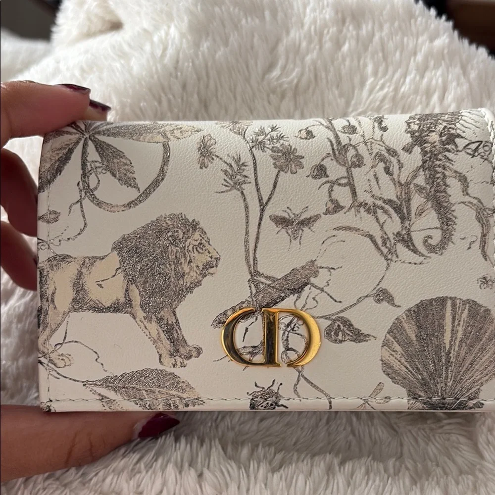 Dior White and Gold Women's Bag
